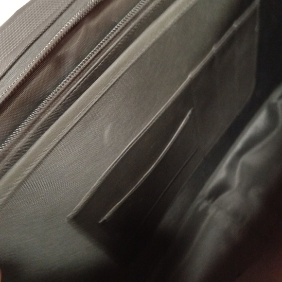 Coach Men's Smooth Black Genuine Leather Briefcase - Picture 15 of 16